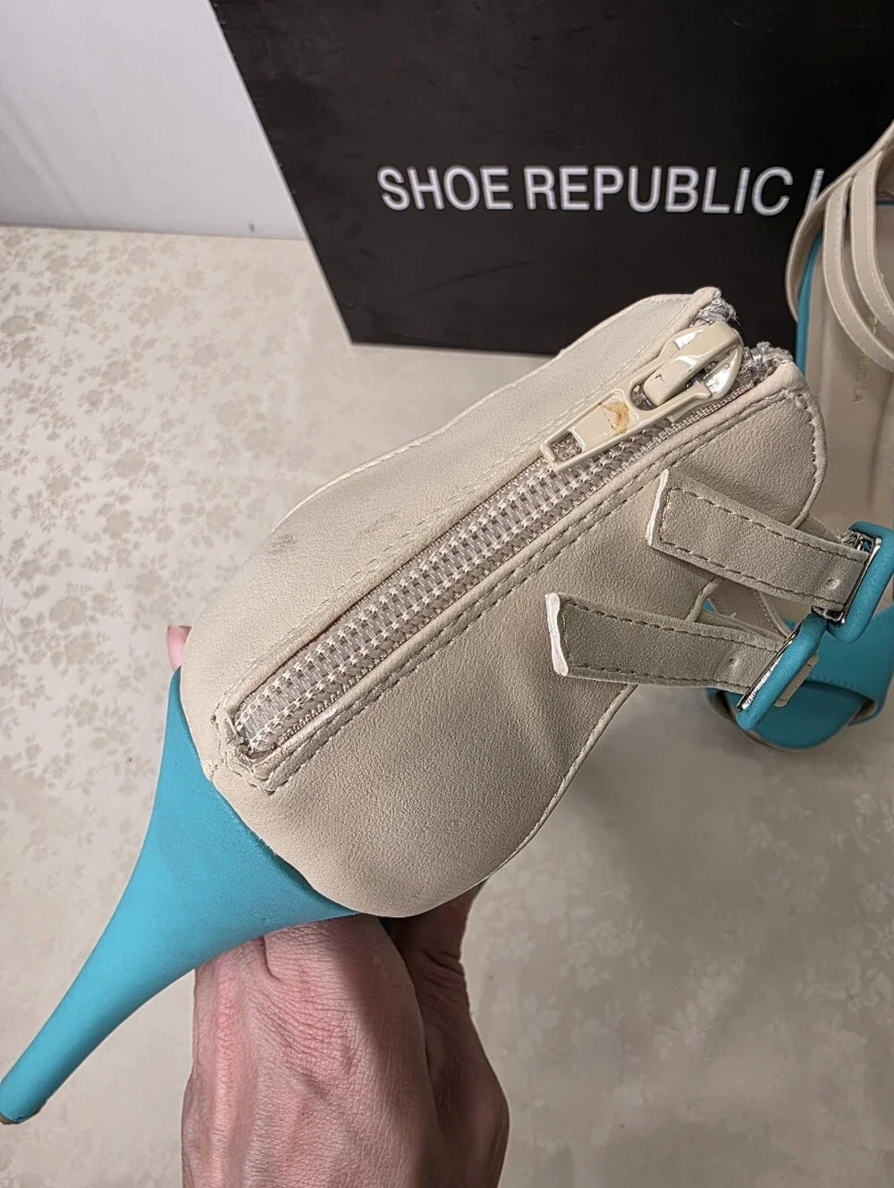Shoe Republic LA Reeves Turquoise Platform Sandals Heels Size 7.5